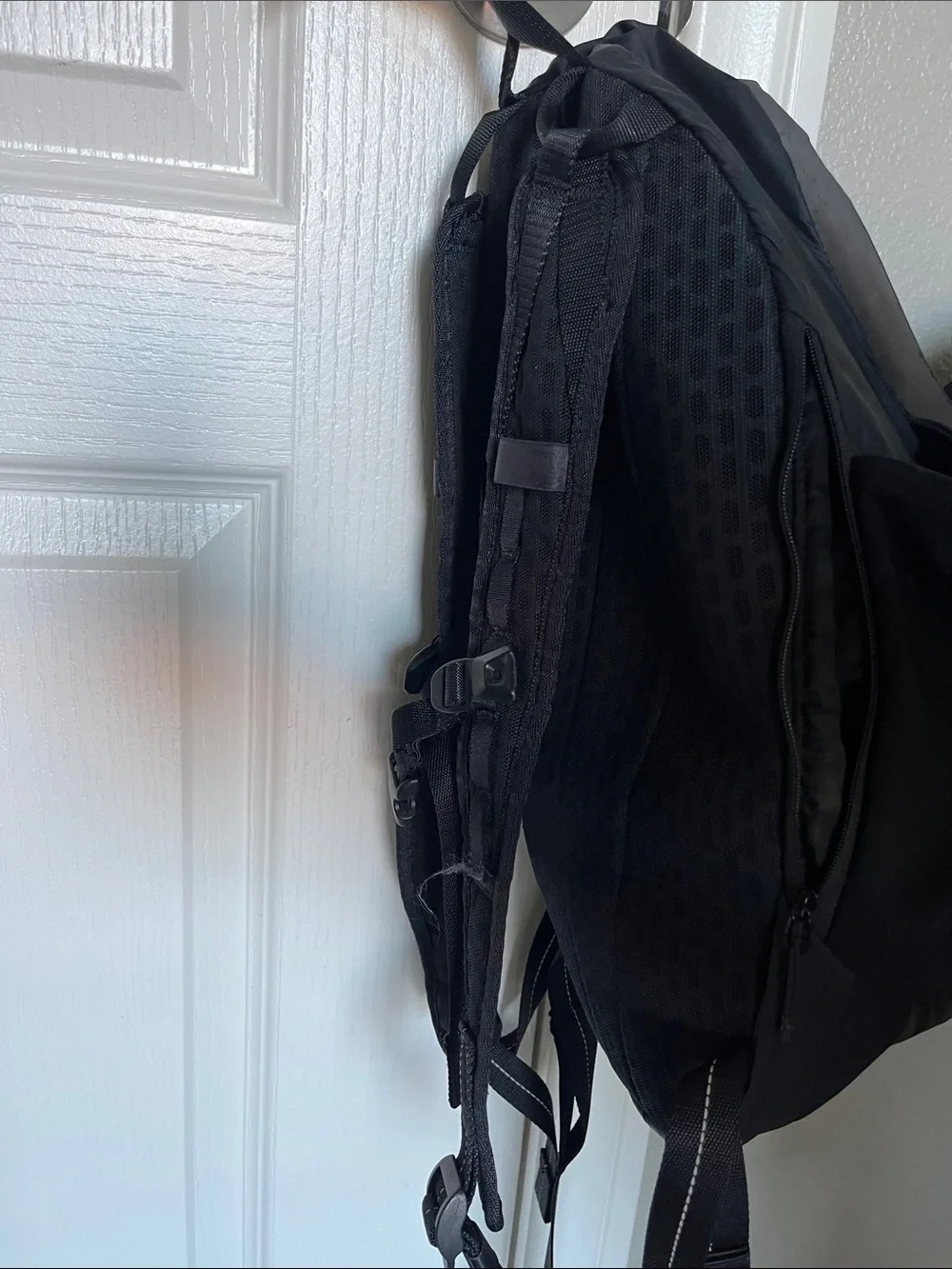 lululemon athletica Black Compact Everyday Backpack